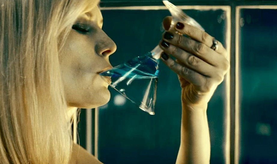 Upside Down Szenenbilder und Poster Film critic.de