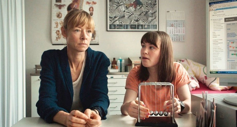 Dora oder Die sexuellen Neurosen unserer Eltern | Trailer Deutsch
