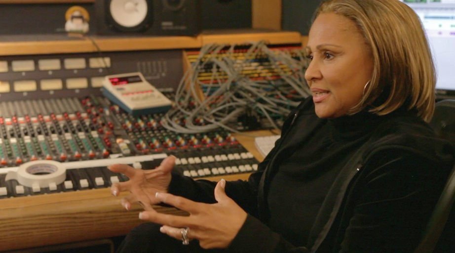 20 Feet from Stardom 09