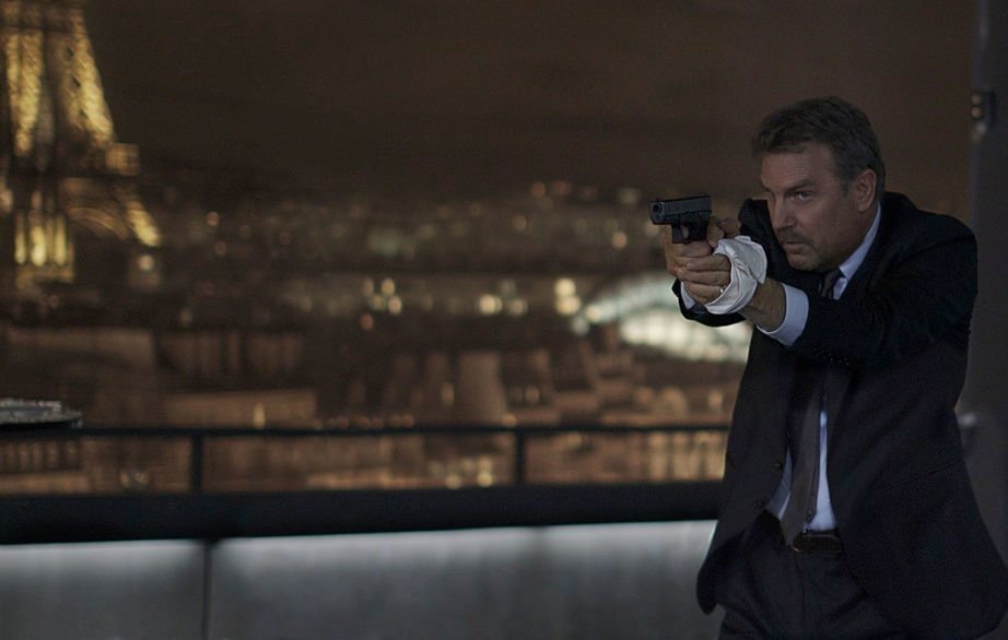 3 Days to Kill 01