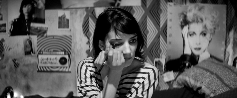 A Girl Walks Home Alone At Night 08