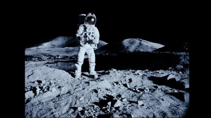 Apollo 18 02
