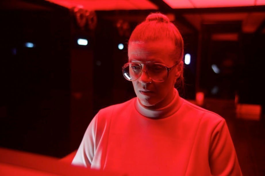 Beyond the Black Rainbow 11