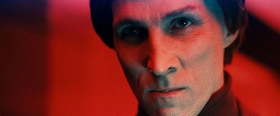 Beyond the Black Rainbow 17