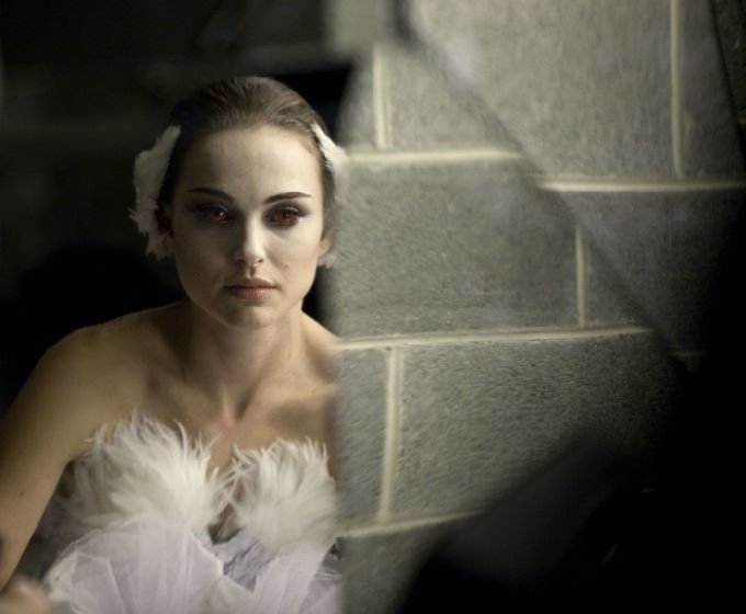 Black Swan 04