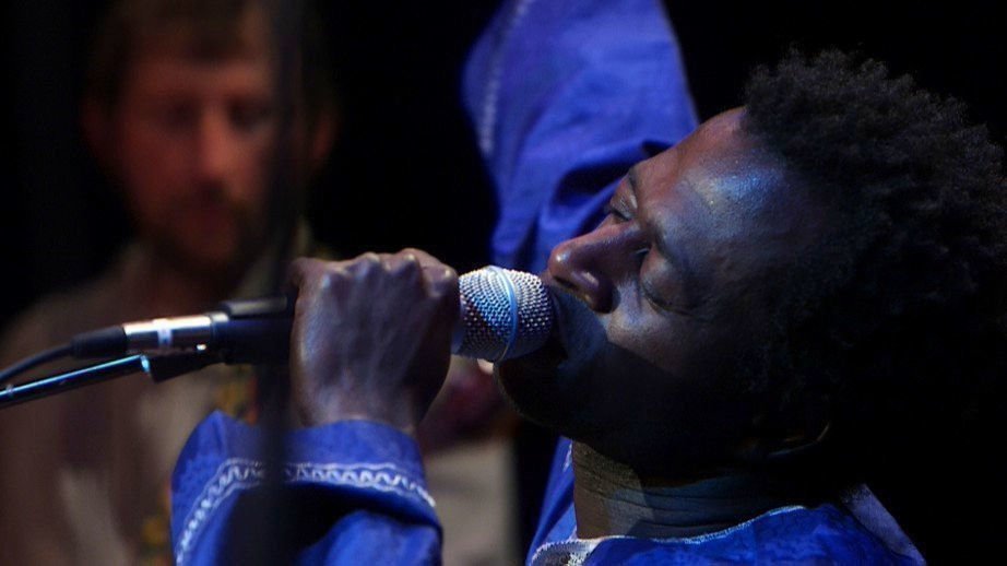 Can t be silent 01 Can t be silent 01