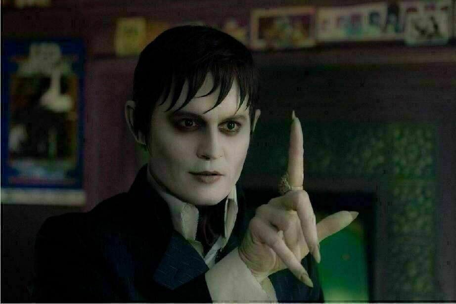Dark Shadows 01