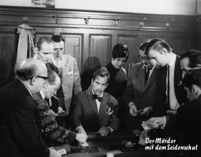 Der Mo  rder mit dem Seidenschal 01