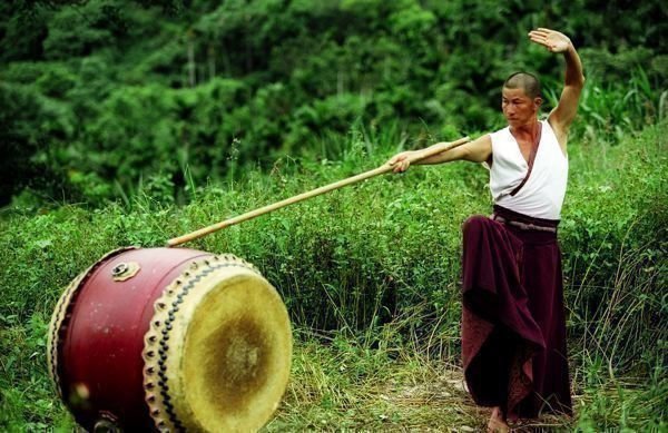 Die Reise des chinesischen Trommlers
