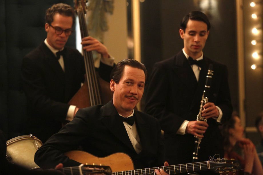 Django  4