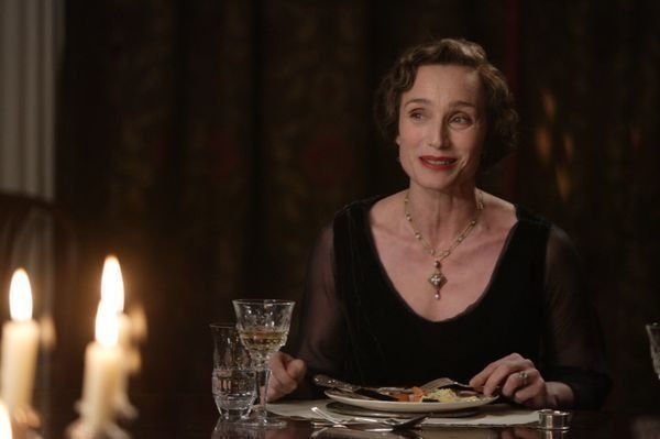 easy virtue-23