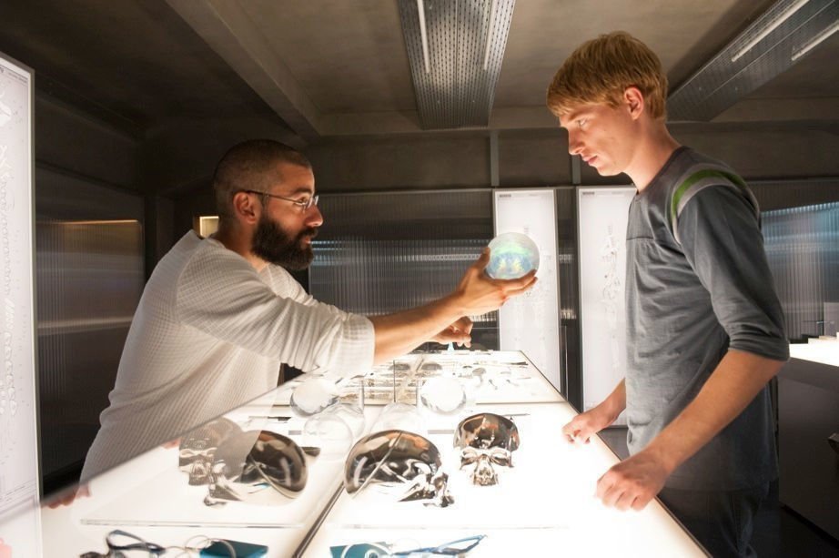 Ex Machina 01