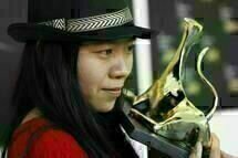 Gewinnerin She, a Chinese