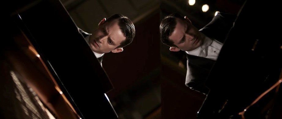 Grand Piano 01