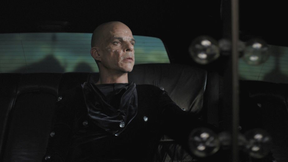 Holy Motors 07