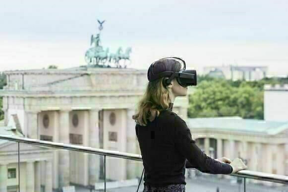 Jon RafmanInstallationsansicht View of Pariser Platz, 2016 Marmor, virtuelle Realität Marble, virtual reality Virtuelle Realität: Co-Regie Jon Rafman und and Samuel WalkerCourtesy Jon Rafman; Future Gallery, Foto: Timo Ohler
