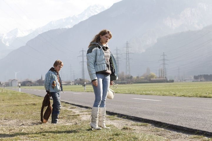 L  enfant d  en haut 03
