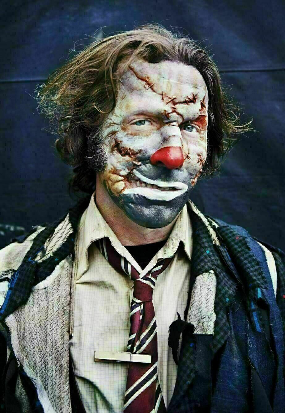 Mad Circus   15