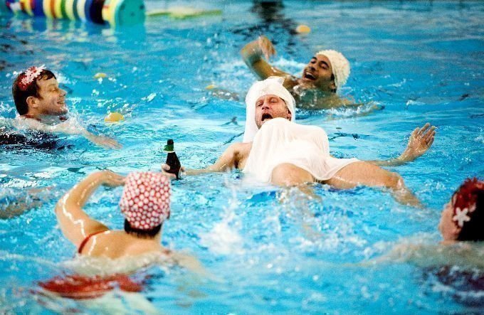 Männer im Wasser 04