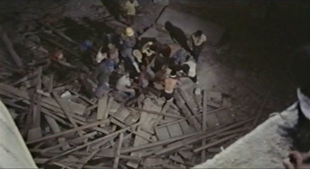 Manila in the Claws of Light 07