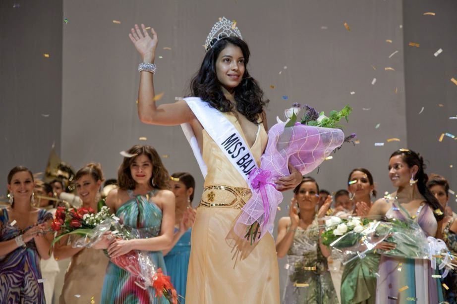 Miss Bala 06