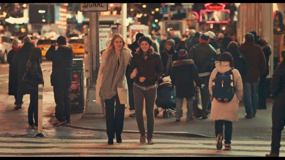 Mistress America 01