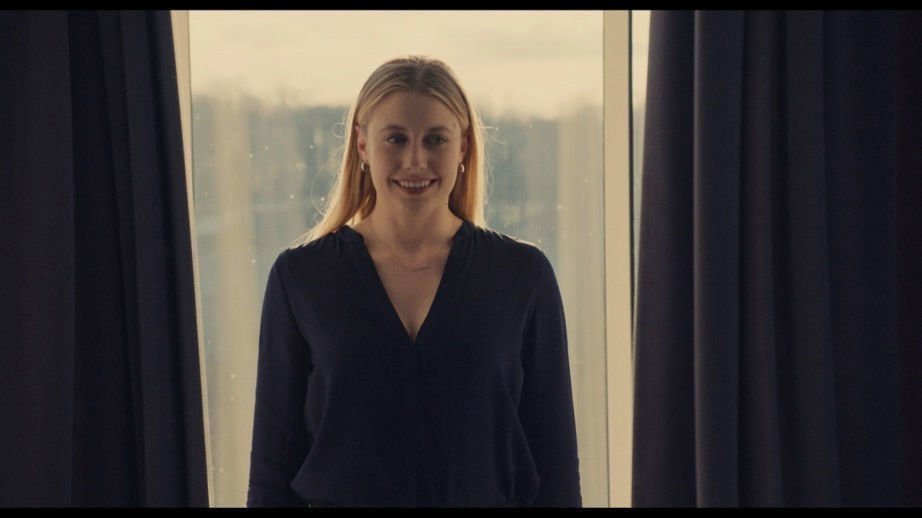Mistress America 13