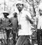 Ola Balogun am Set von Cry Freedom-001