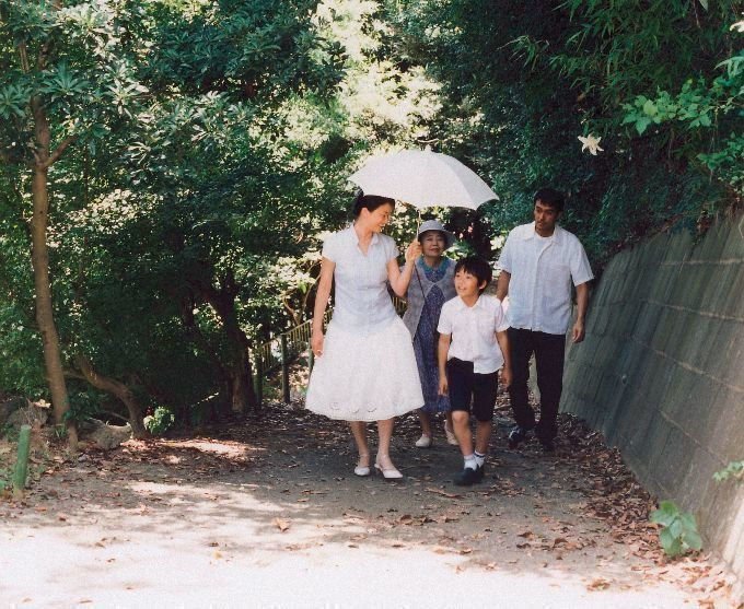 Still Walking 01