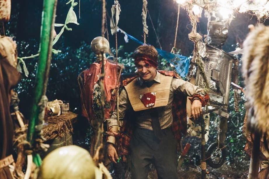 Swiss Army Man 08