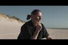 The Stranger - Ausschnitt