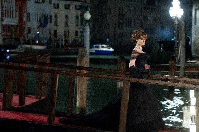 The Tourist 10