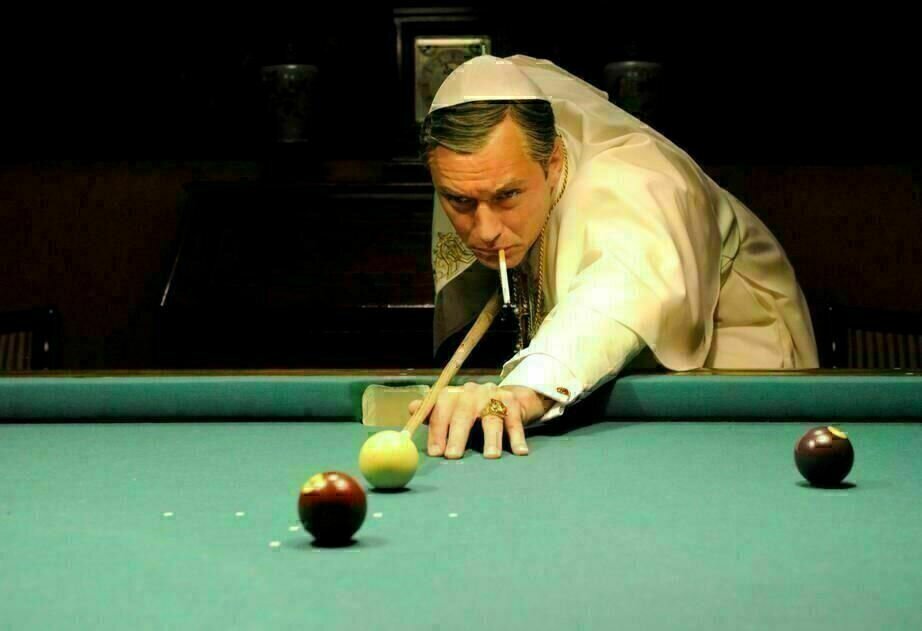 The Young Pope 7