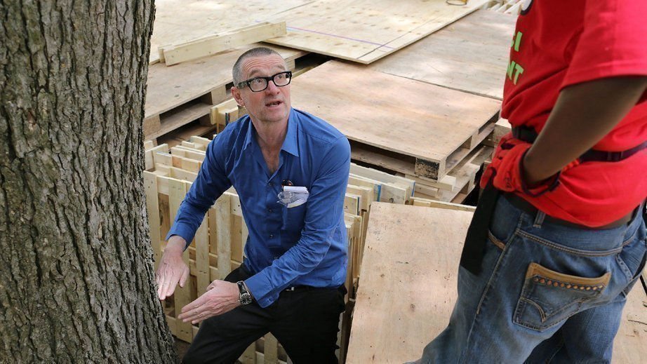 Thomas Hirschorn Gramsci Monument