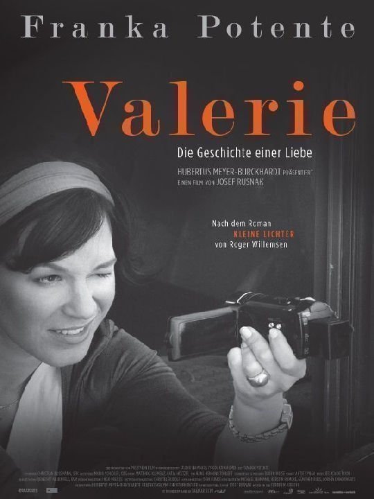 Valerie 04