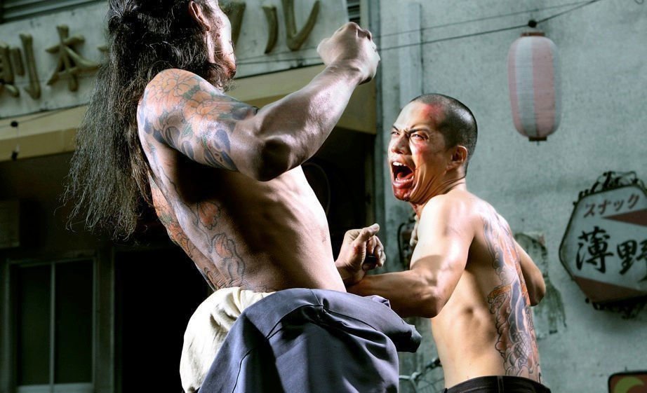 Yakuza Apocalypse 02